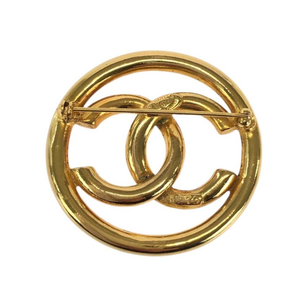 CHANEL Authentic Vintage Gold Logo Brooch - Picture 2 of 6
